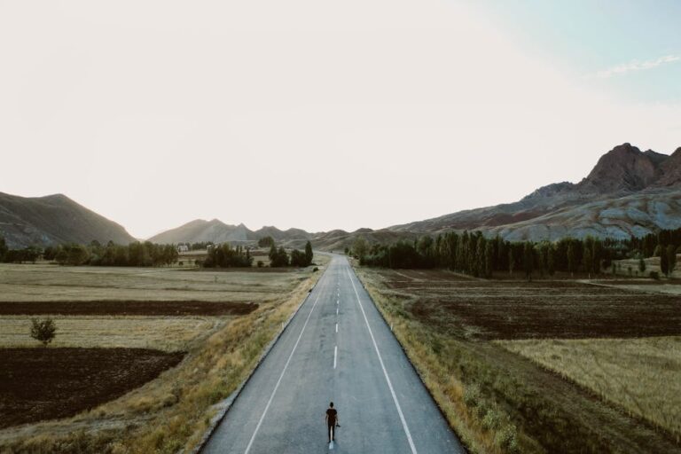 safe countries to visit alone